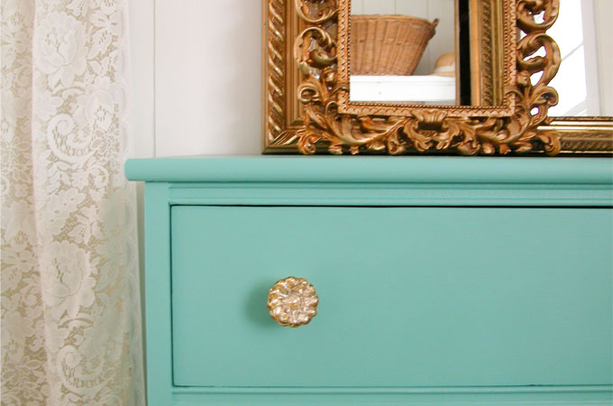 Vintage Chest Gets Modern Makeover