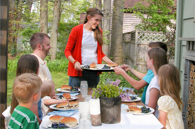 Nourishing Food: Feeding my Large Family