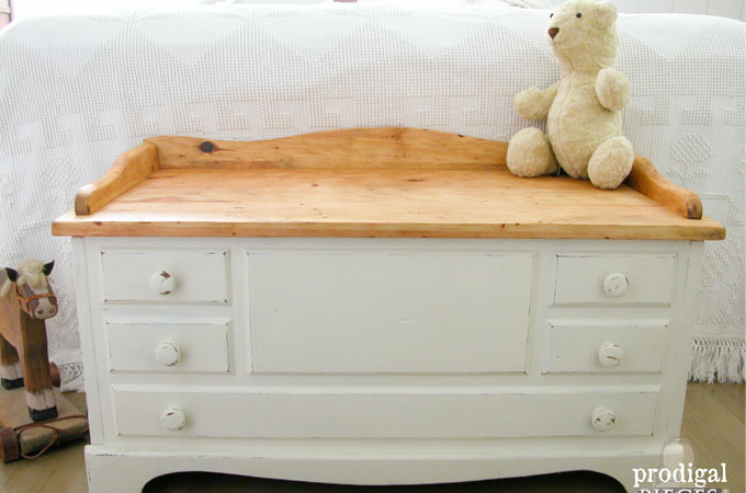 DIY Wooden Chest Made Farmhouse Chic