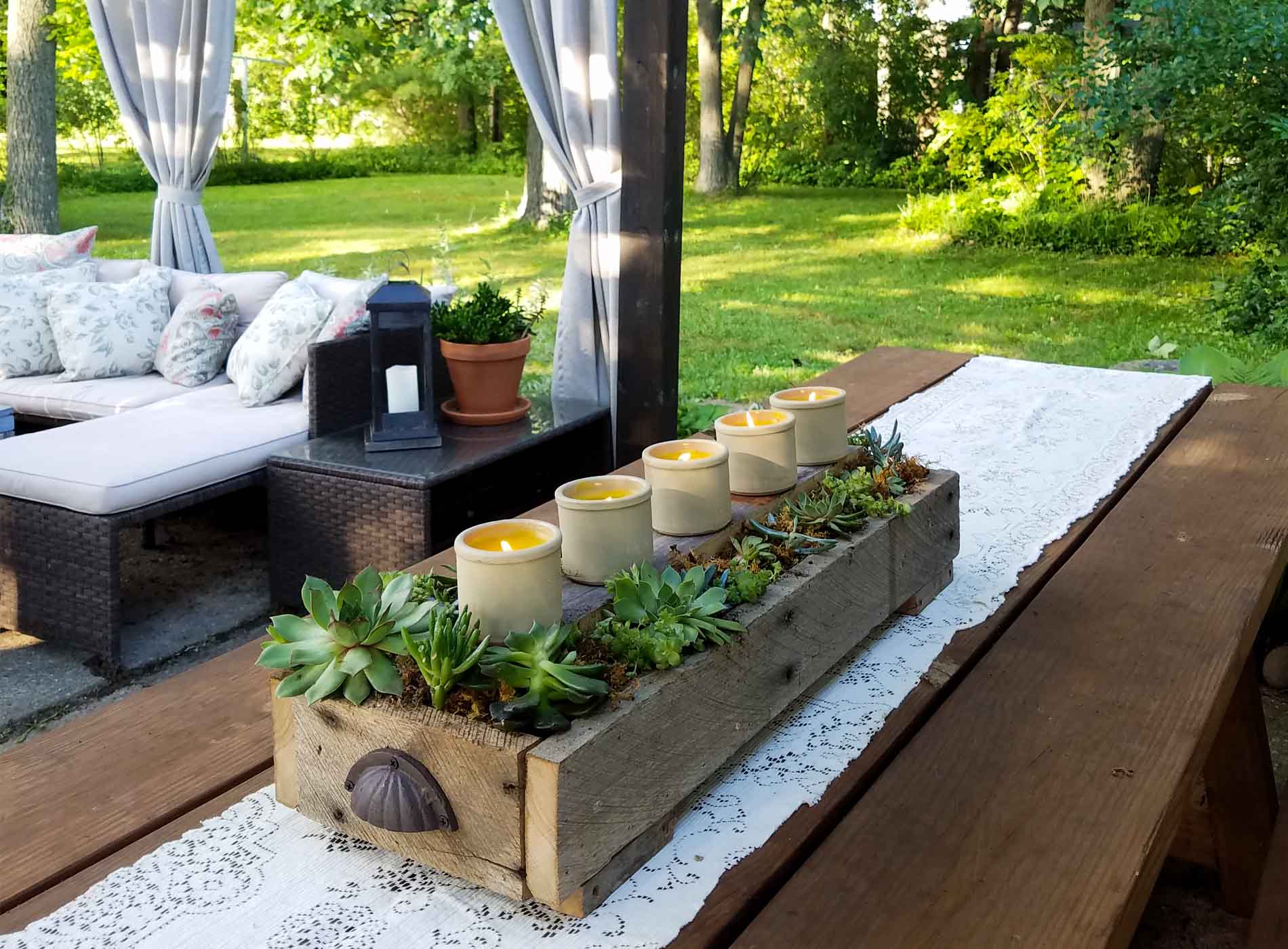 DIY Succulent Centerpiece Planter