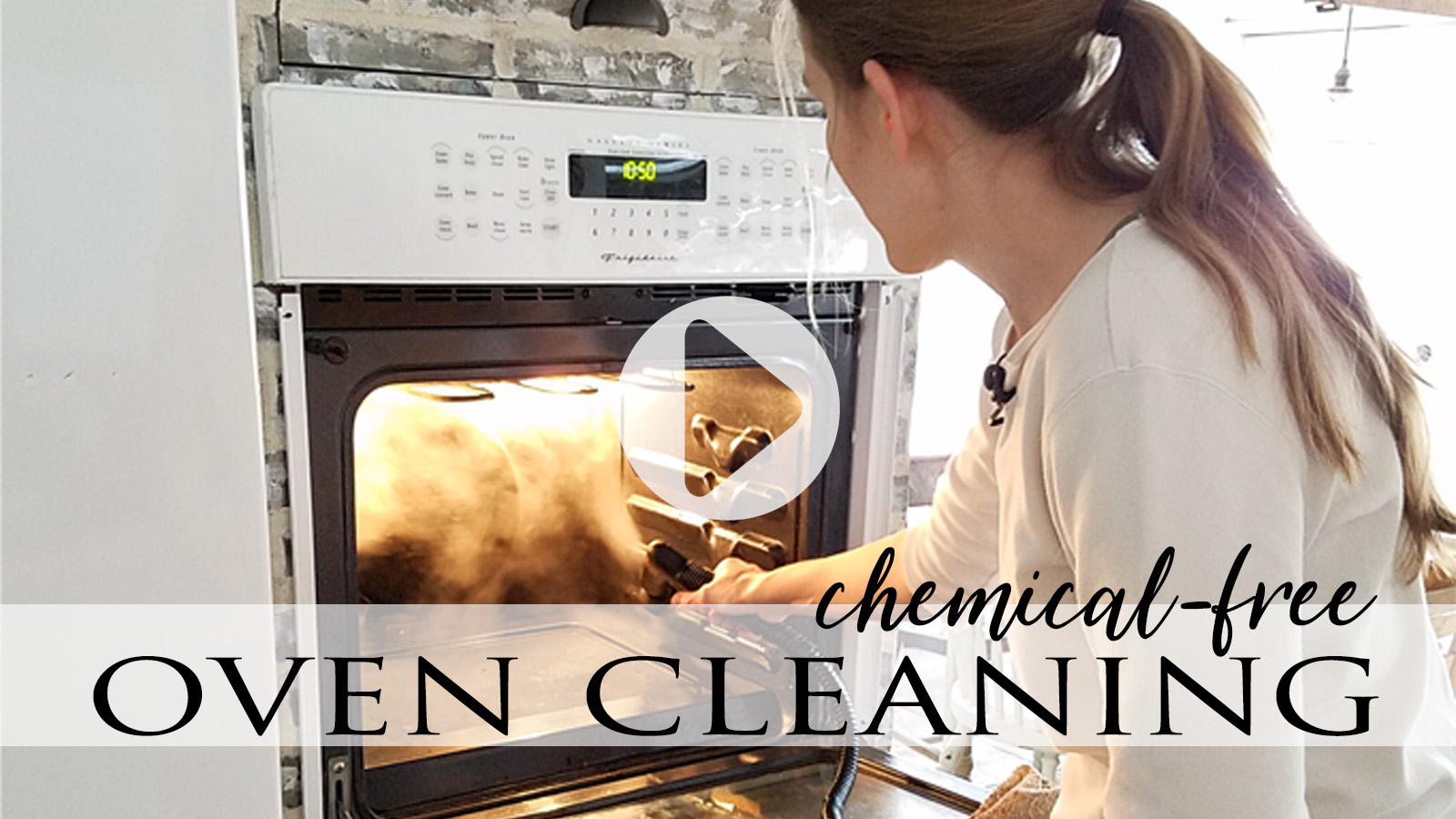 Video Tutorial Chemical-Free Oven Cleaning by Prodigal Pieces | prodigalpieces.com