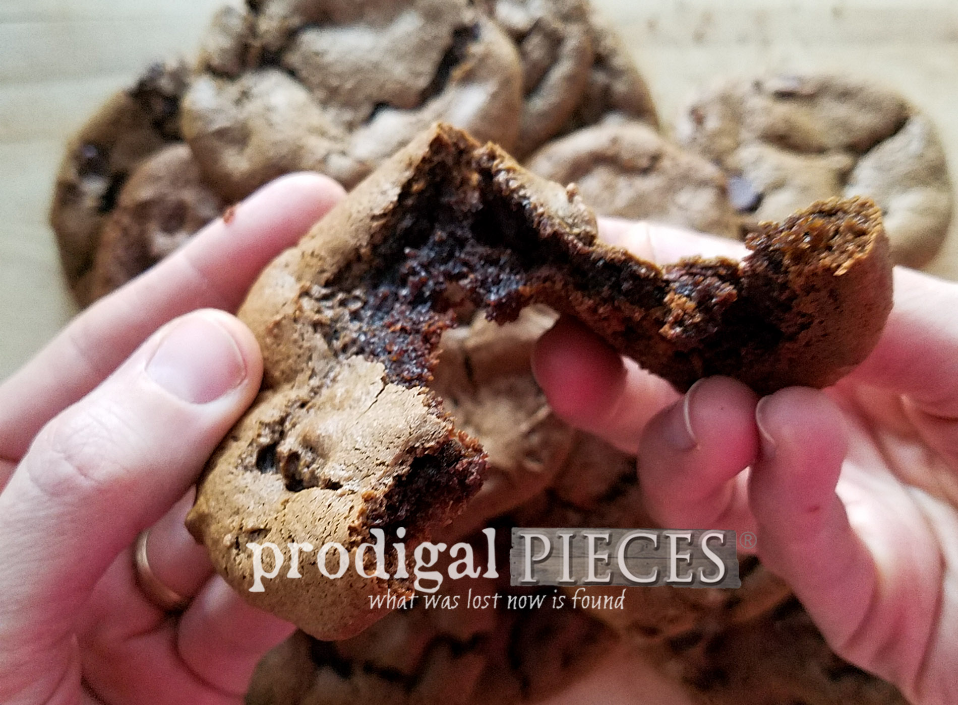 Flourless Chocolate Fudge Cookie
