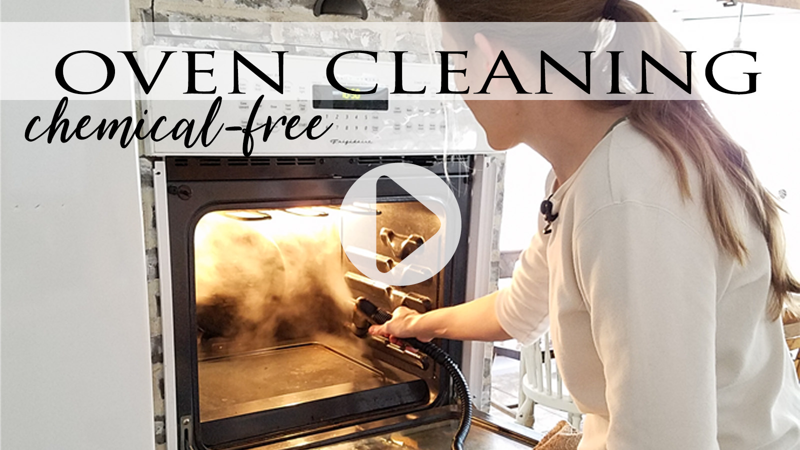 DIY Video Tutorial for Chemical-Free Oven Cleaning | prodigalpieces.com