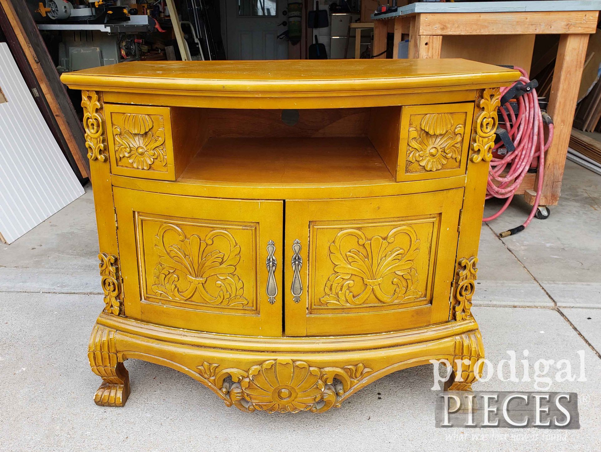 Entertainment Stand Before Makeover | prodigalpieces.com Entertainment Stand Before Makeover | prodigalpieces.com