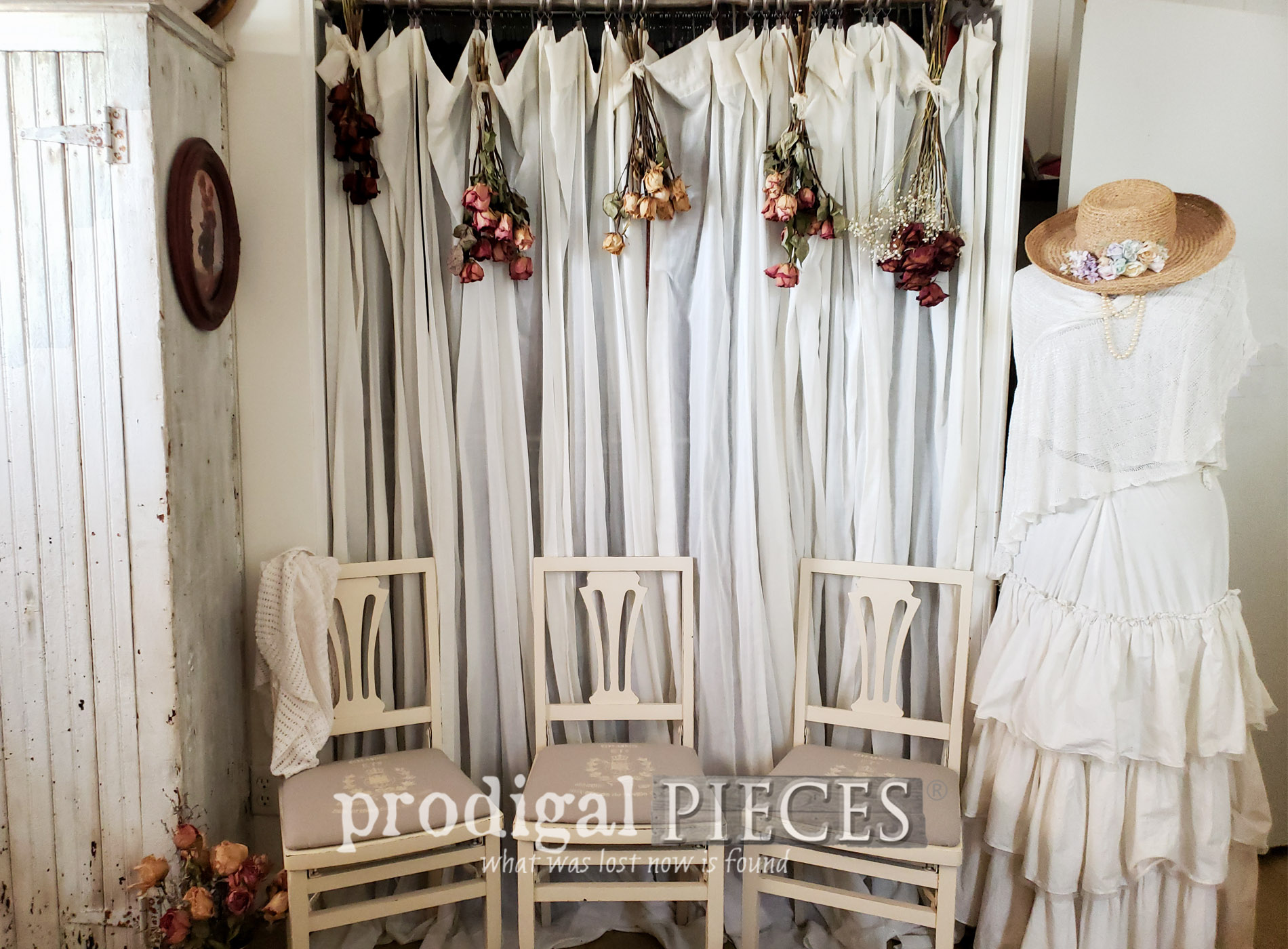 Vintage Folding Chairs with Grain Sack Stencil