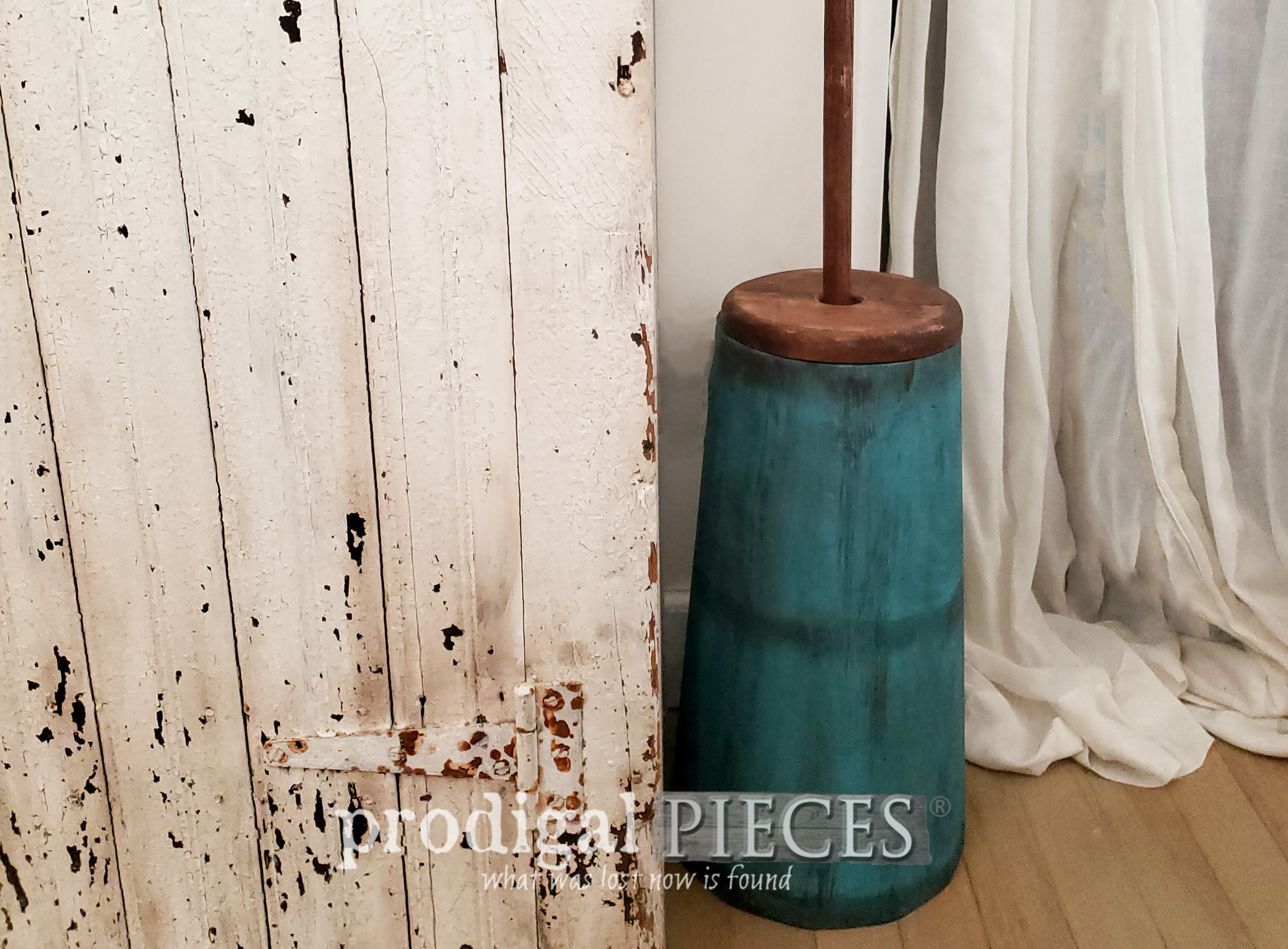Farmhouse Butter Churn Makeover