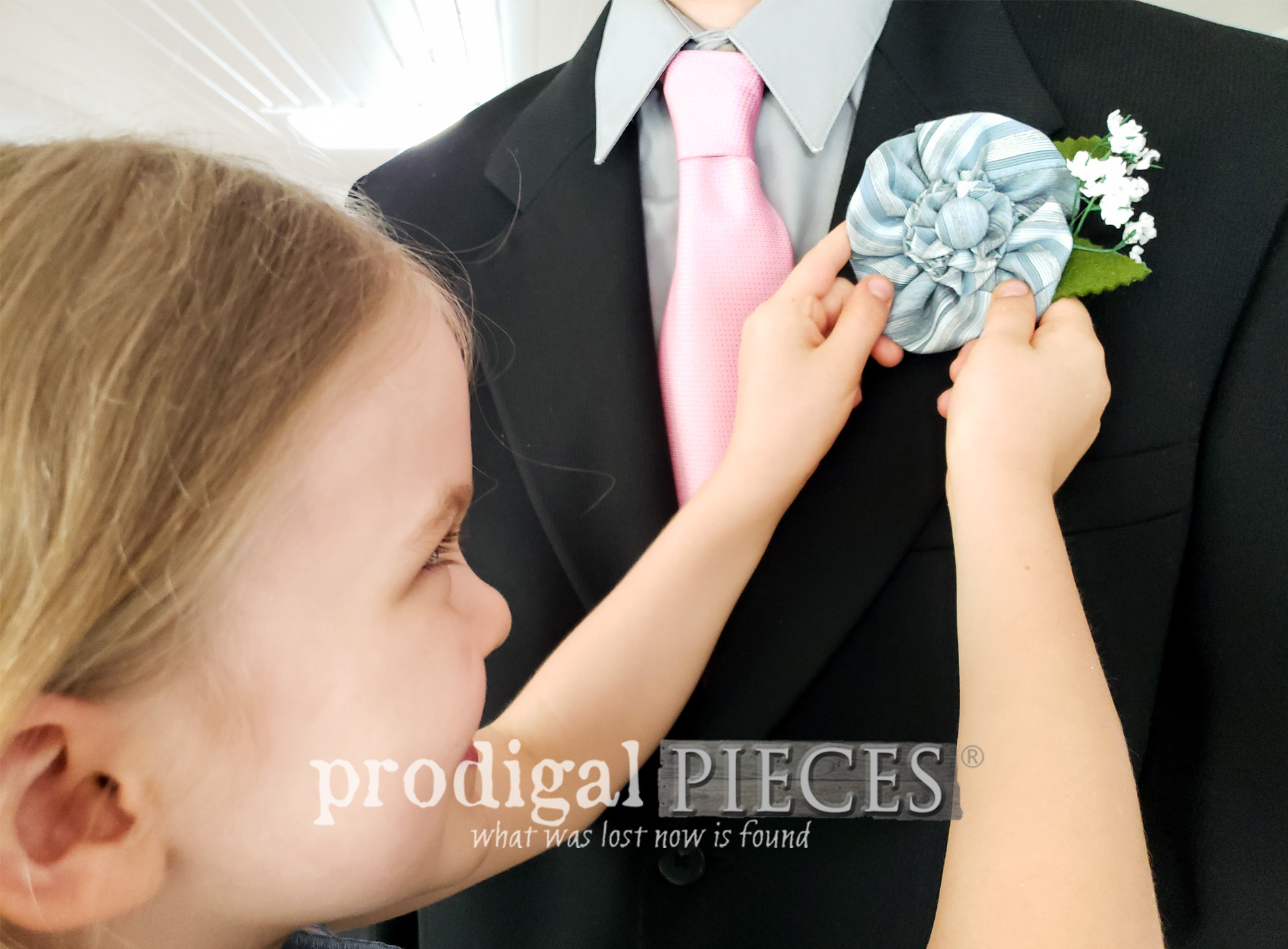 Upcycled Necktie Boutonniere ~ Father's Day DIY
