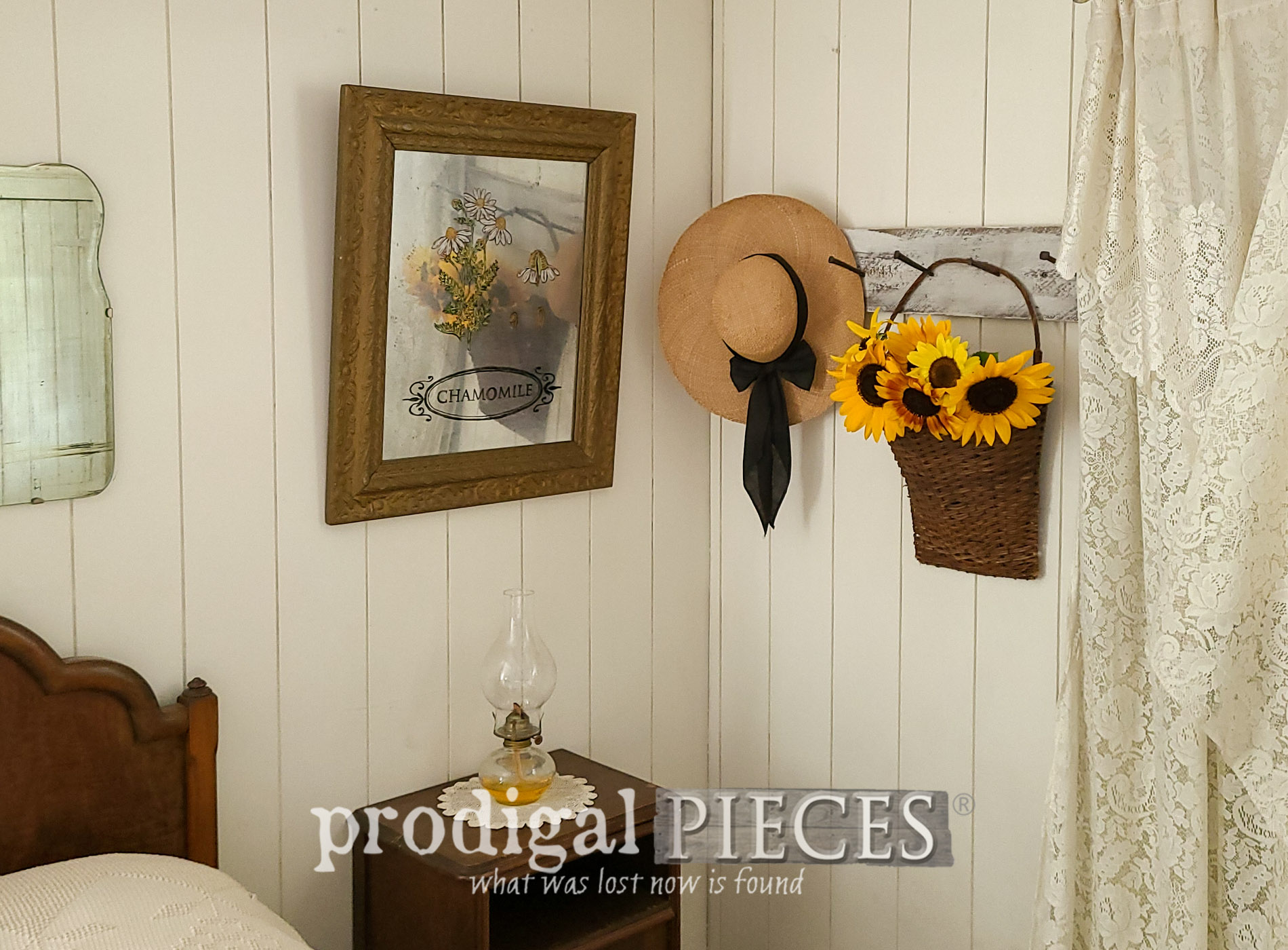 Upcycled Picture Frame into Mirror Art