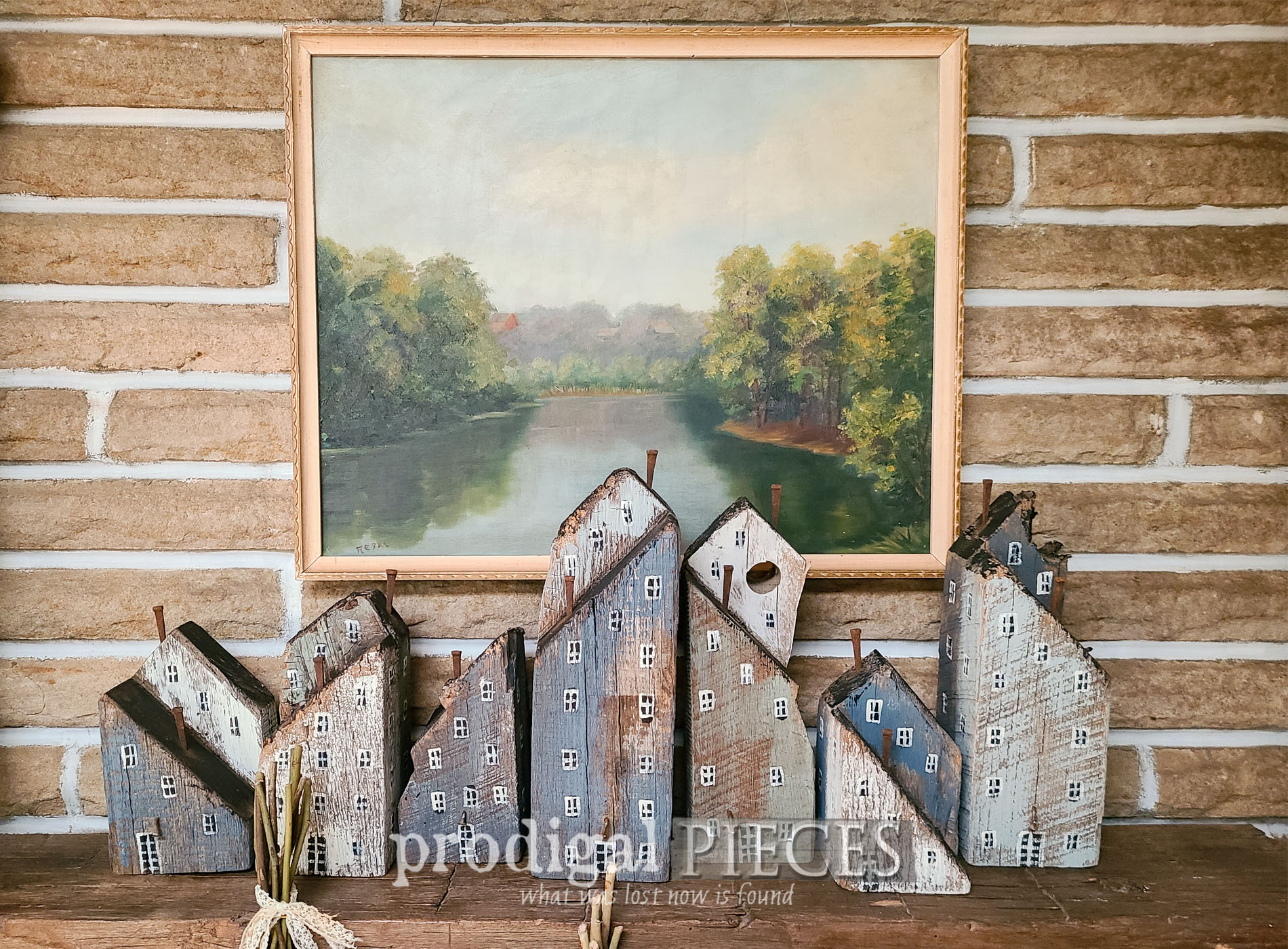 Reclaimed Wood Houses ~ DIY Decor