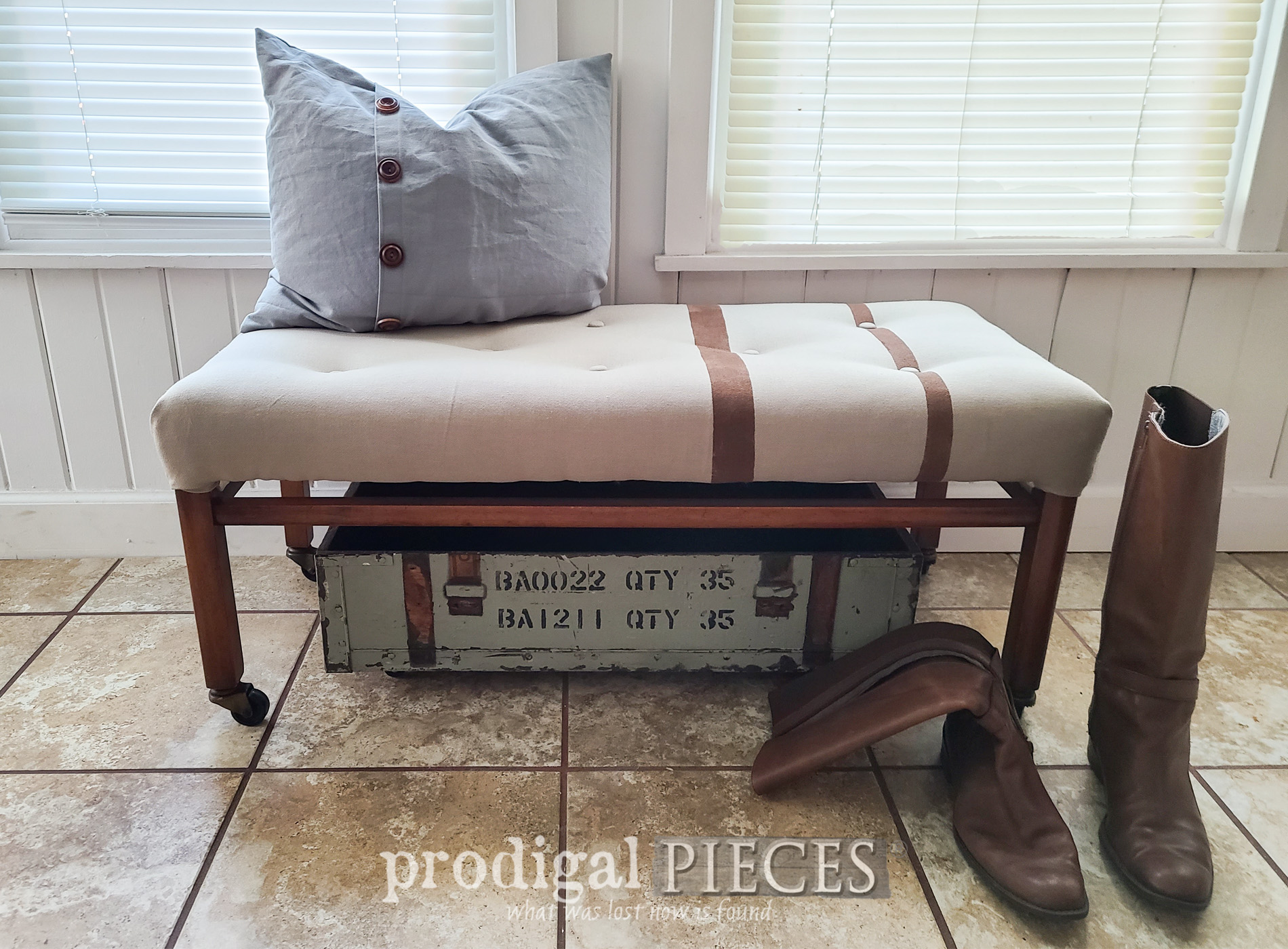 Vintage Tufted Bench Makeover