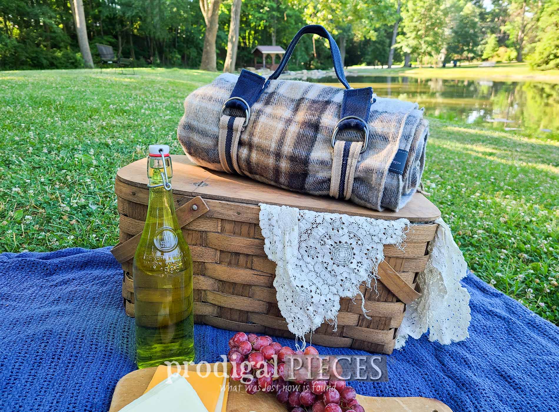 DIY Blanket Carrier from Refashioned Belts