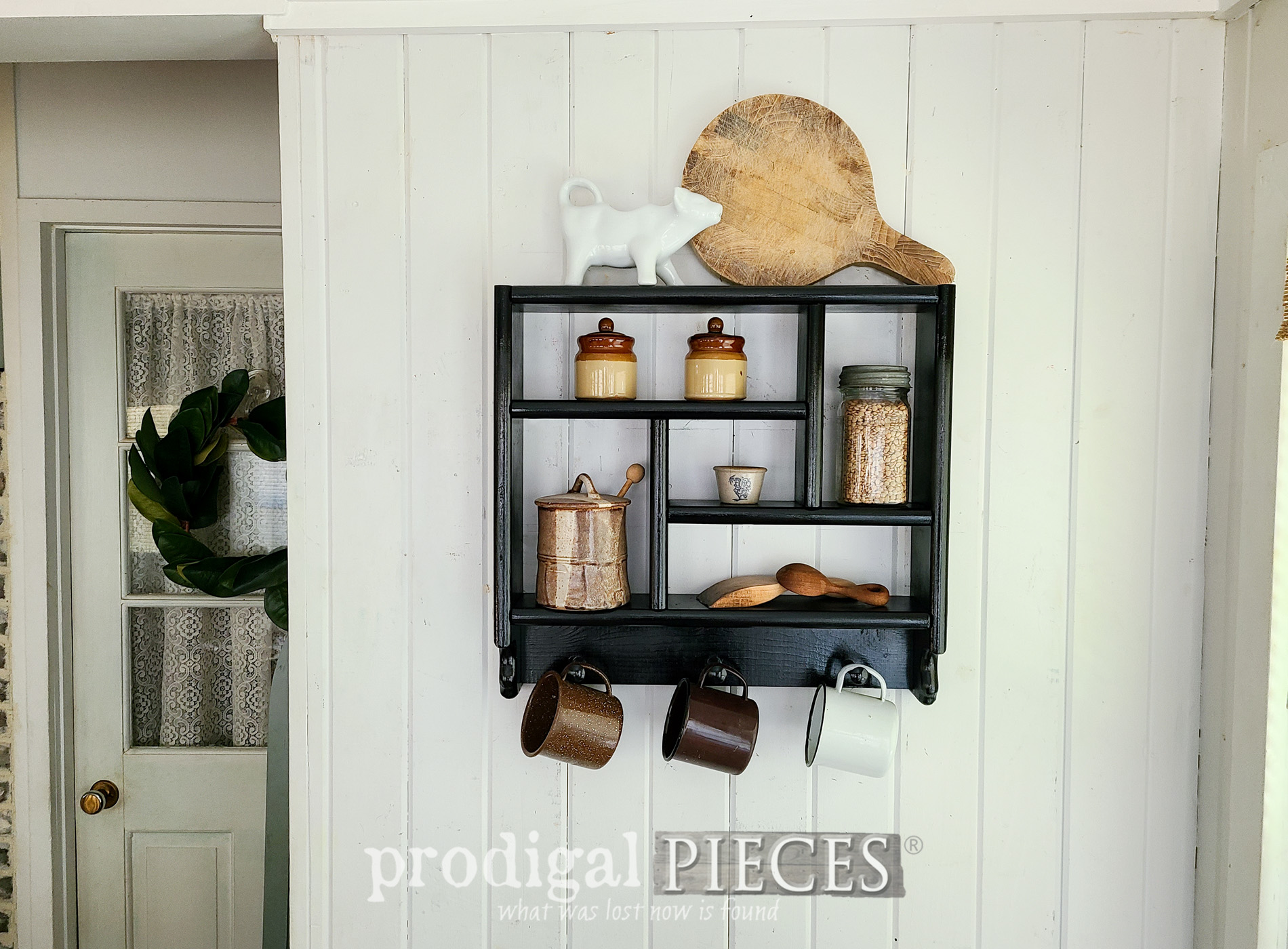 Vintage Country Shelf Makeover