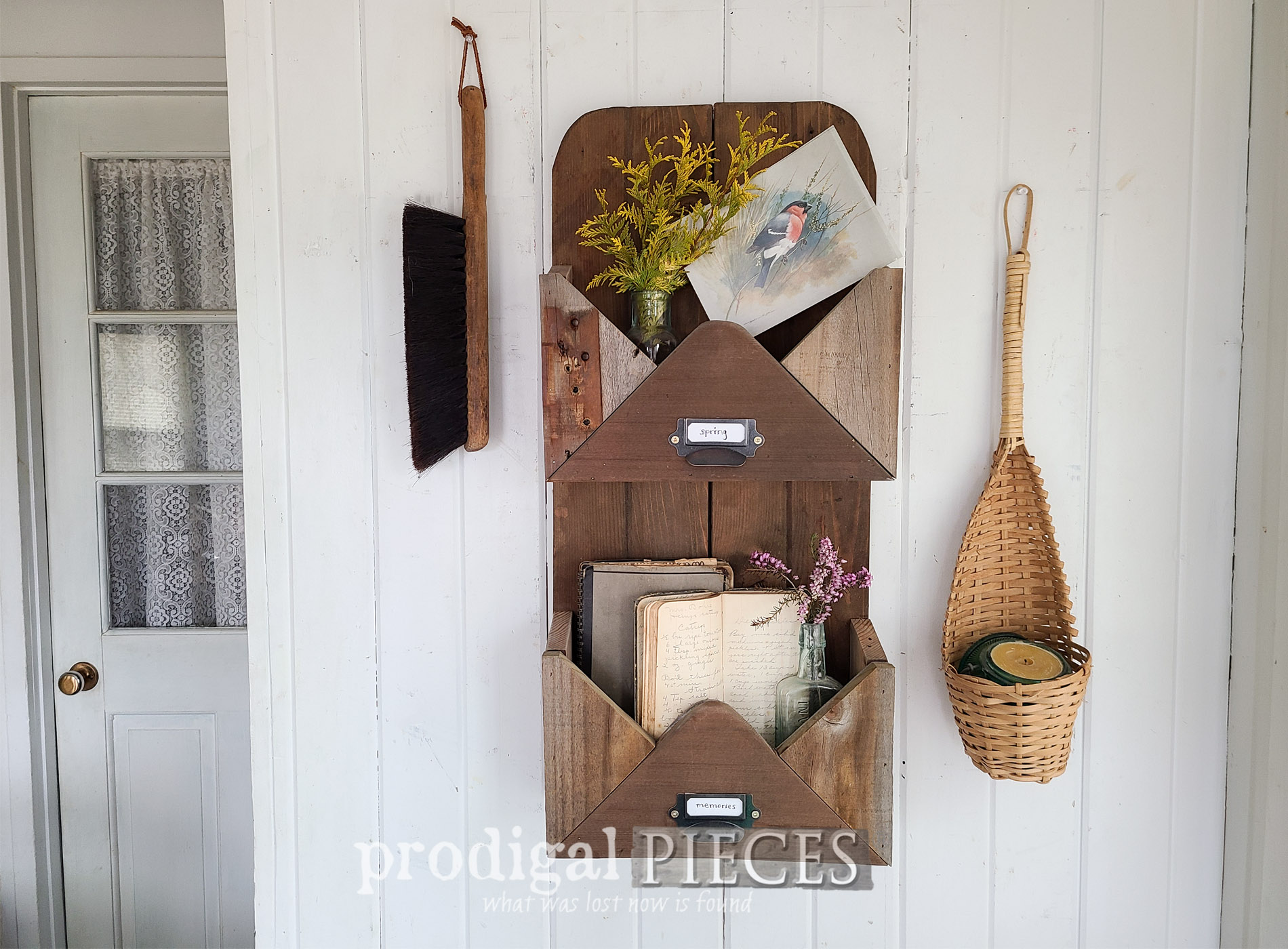 Reclaimed Wall Pocket Storage