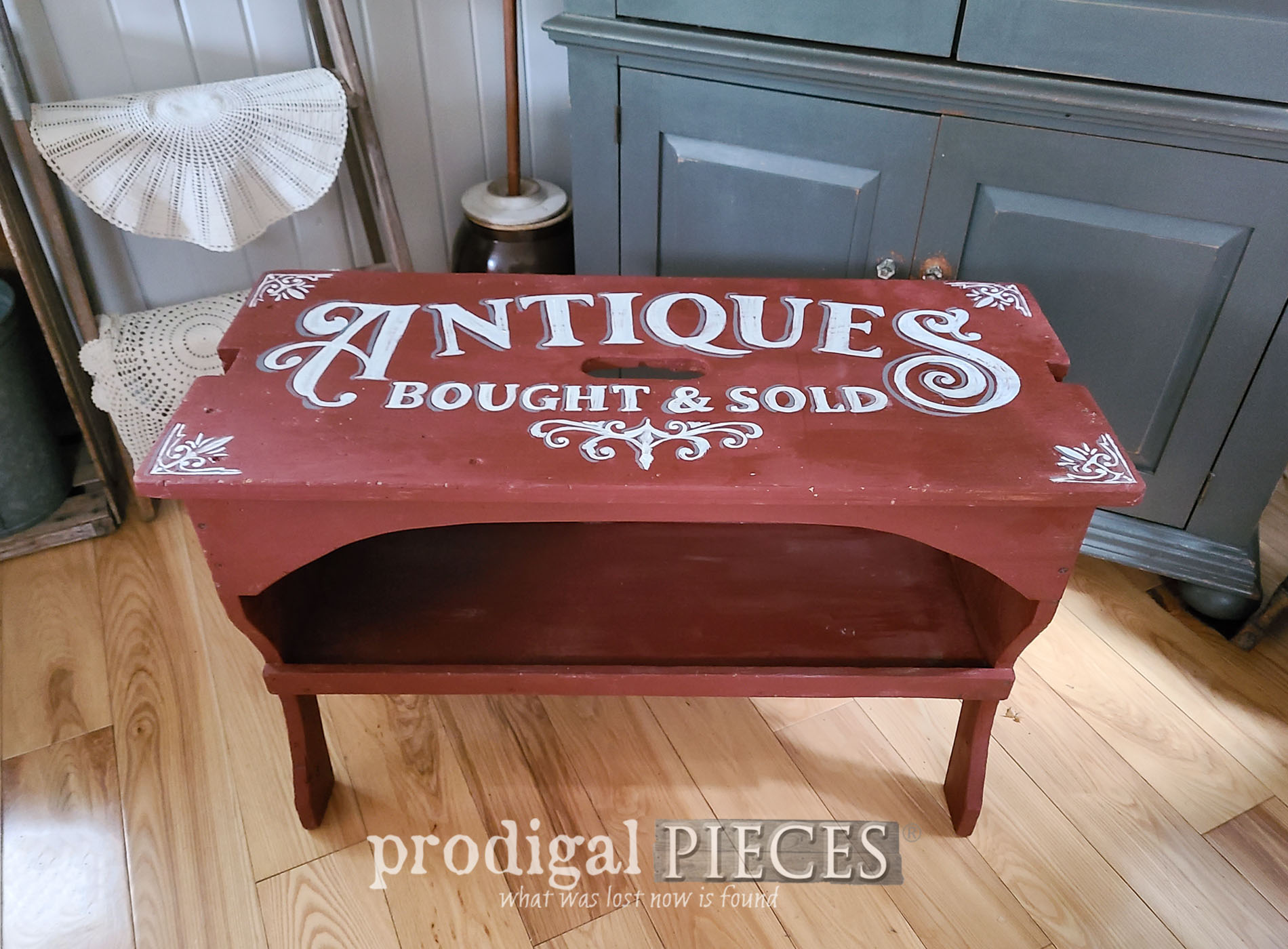 Rustic Farmhouse Bench Makeover