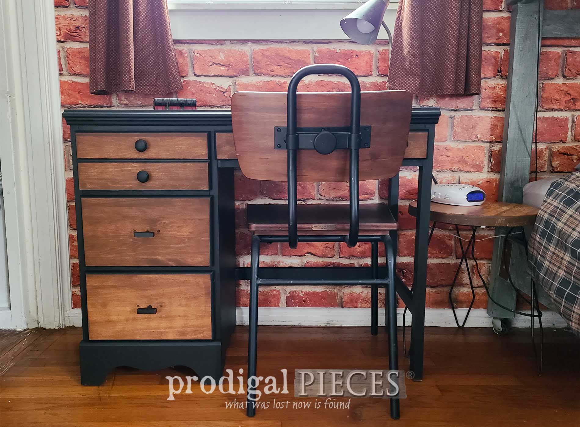 Thrifted Desk Makeover