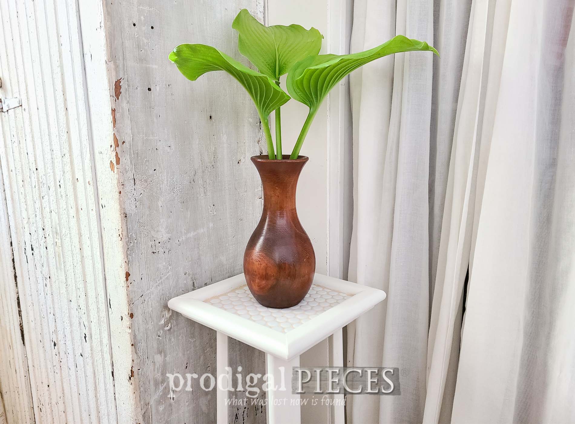 Wooden Plant Stand Makeover