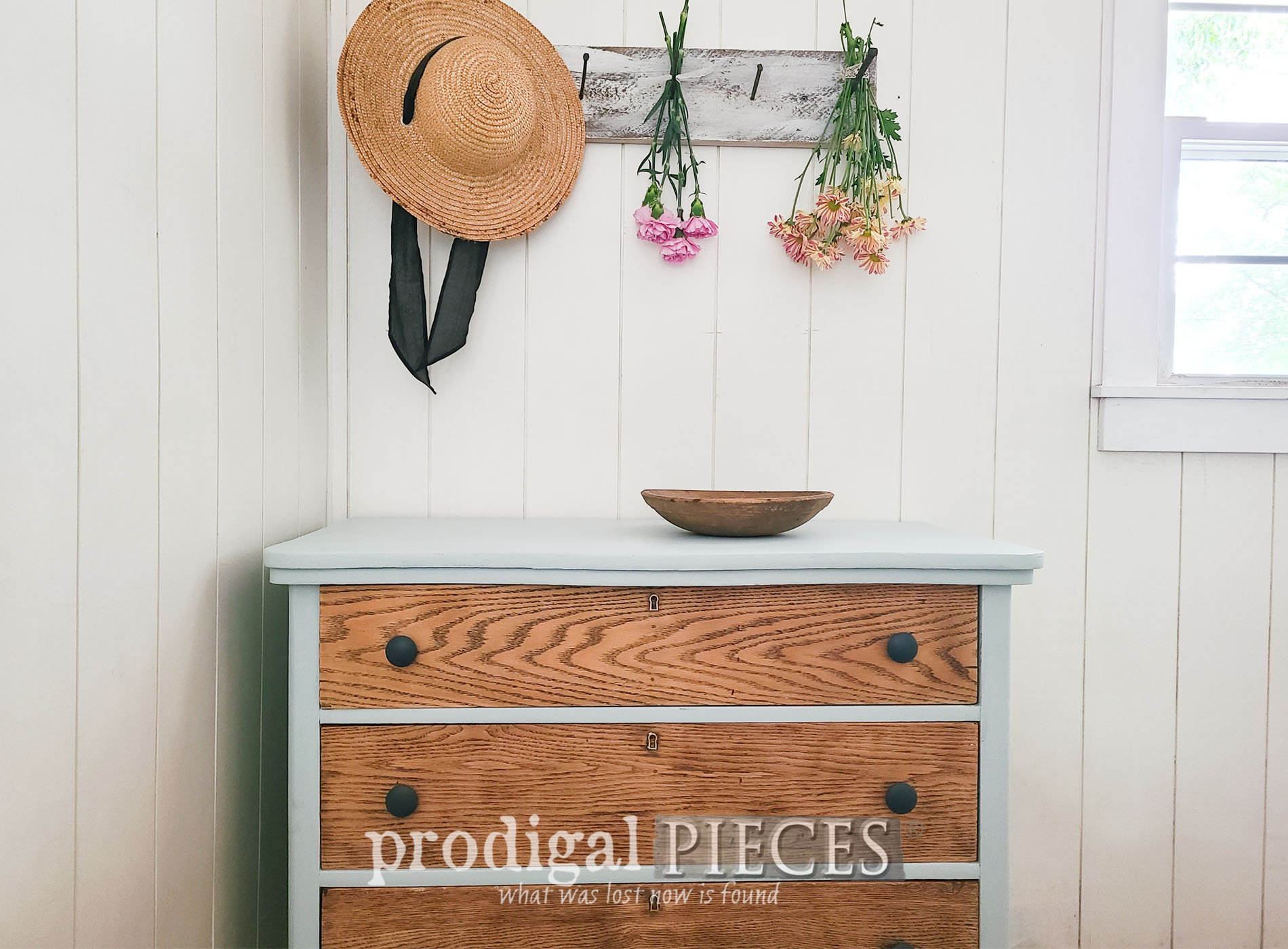 Antique Oak Chest of Drawers